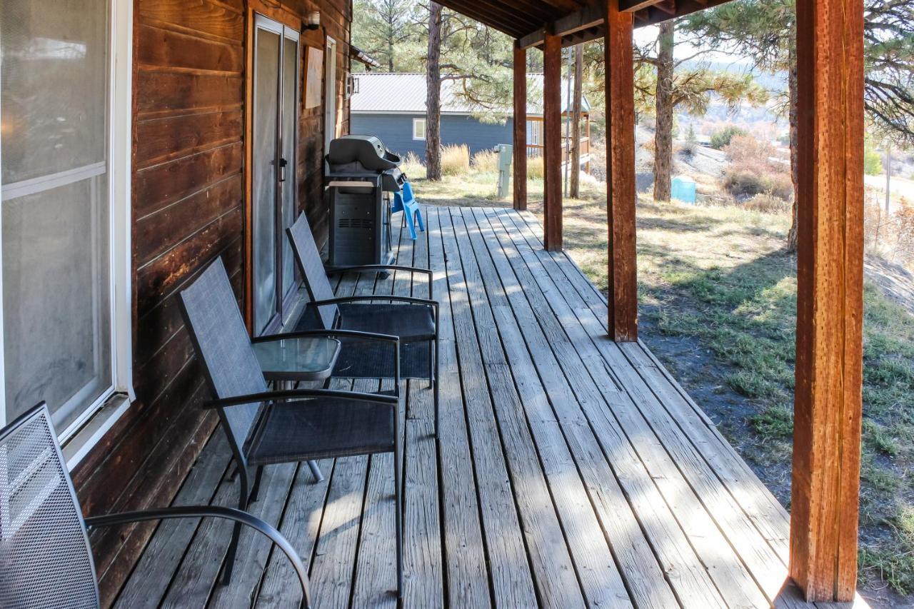 Split Pine Cabin 파고사스프링스 외부 사진